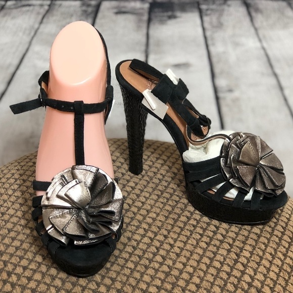 Jeffrey Campbell Shoes - 7.5 Black Suede T Strap Sandals Jeffrey Campbell